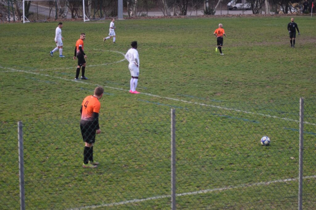 Céret-football-club-fff-occitanie-ligue-FC-joueurs-entrainements-sport-pyrénées-orientales-fcv